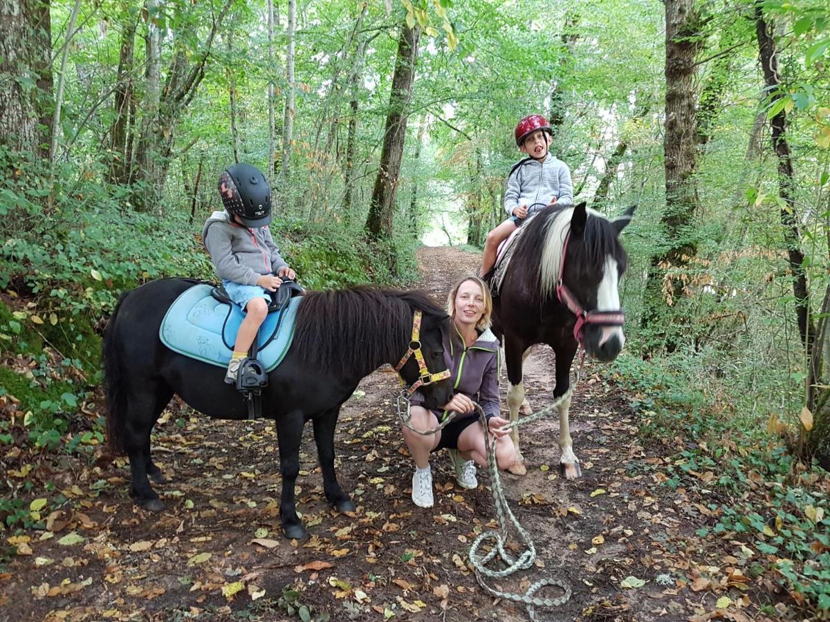 Gite Equestre Domaine Des Crins - Monpazier Capdrot 外观 照片