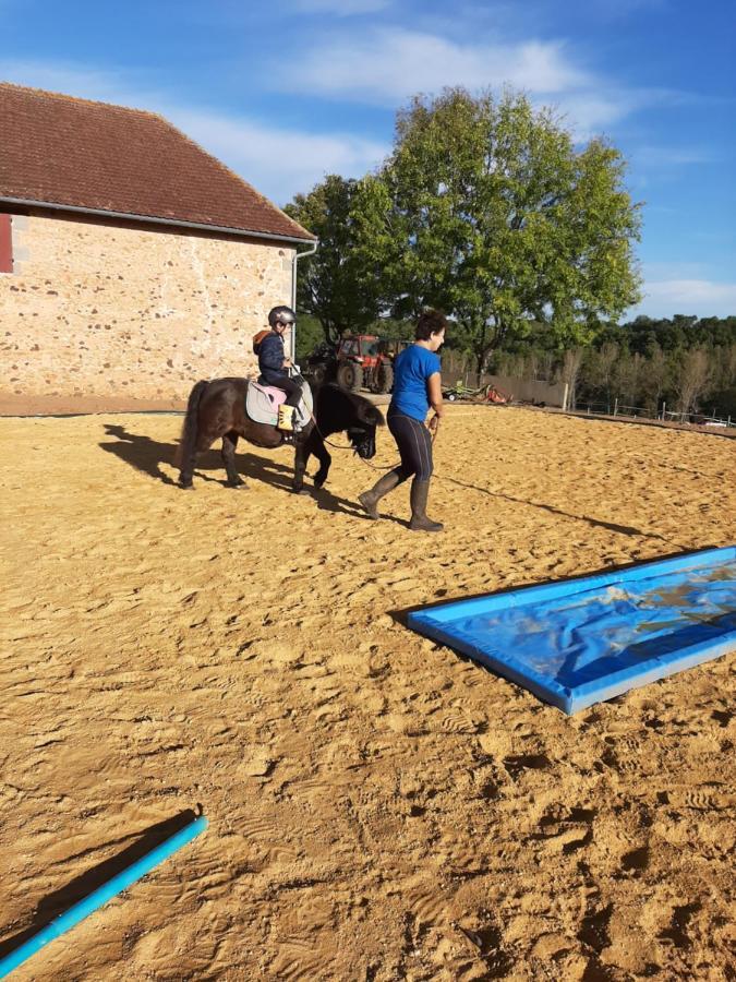 Gite Equestre Domaine Des Crins - Monpazier Capdrot 外观 照片