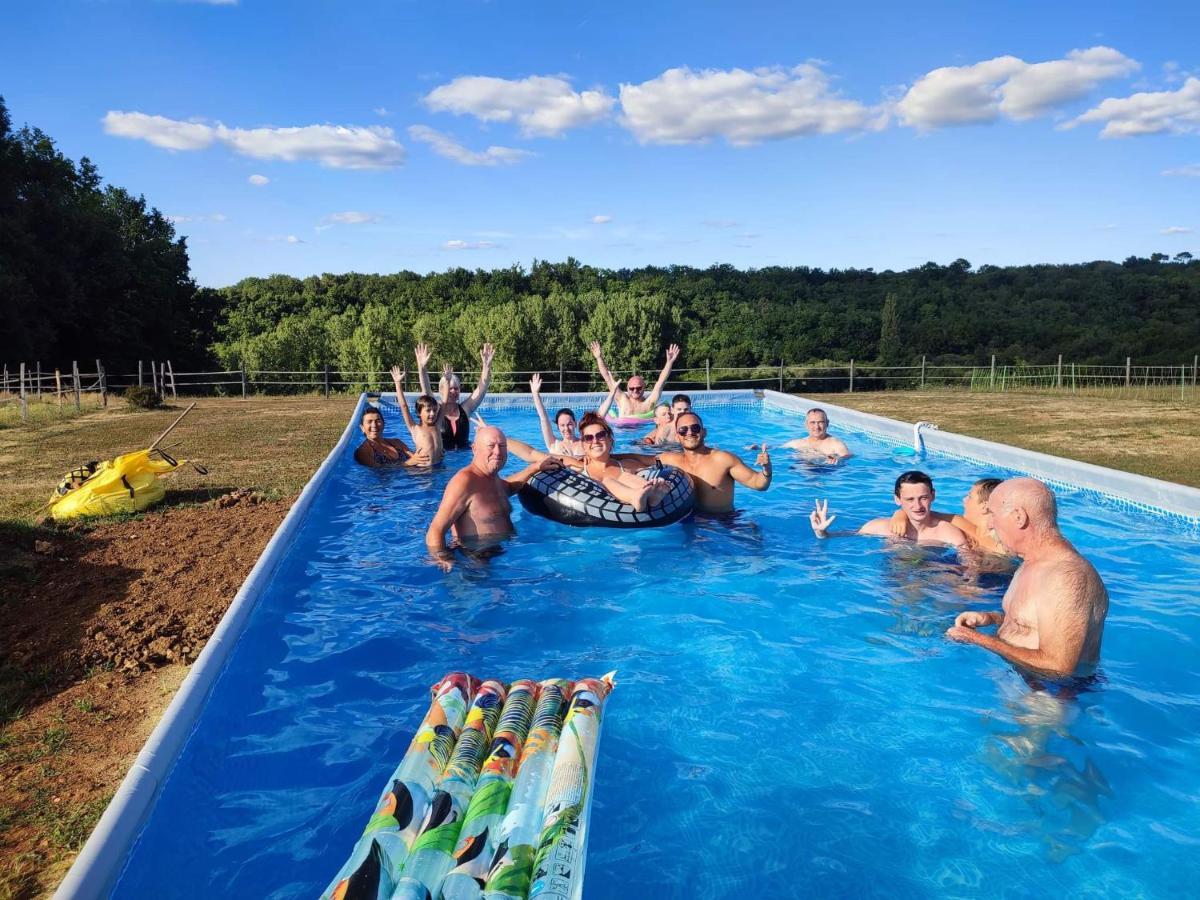 Gite Equestre Domaine Des Crins - Monpazier Capdrot 外观 照片